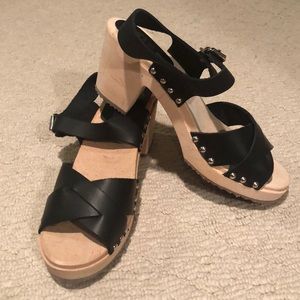 MIA Gertrude Clog NWOT